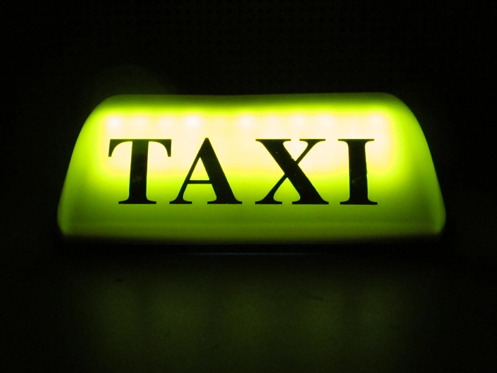 такси Дубай в Троицке
